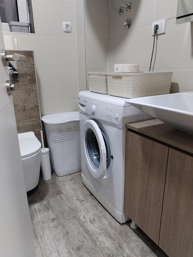 Apartamento City Lights Lux Belgrado Exterior foto