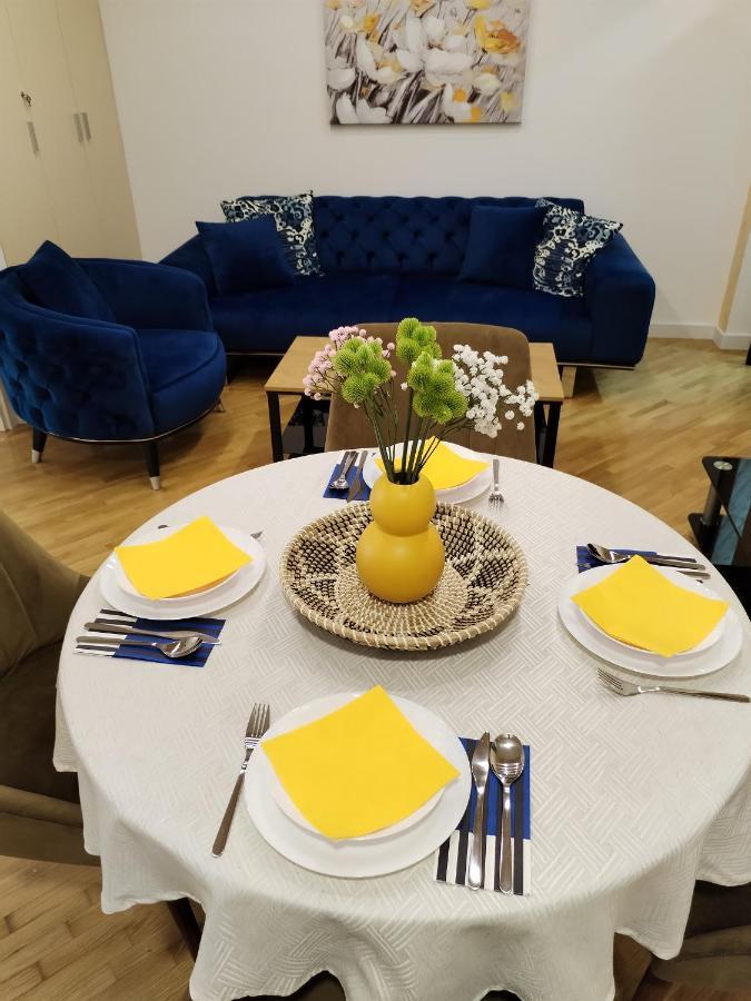 Apartamento City Lights Lux Belgrado Exterior foto