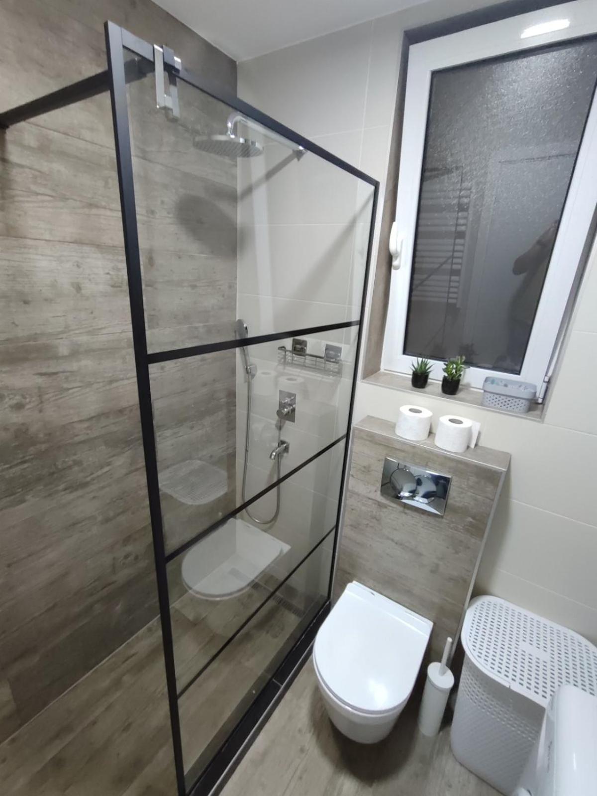 Apartamento City Lights Lux Belgrado Exterior foto